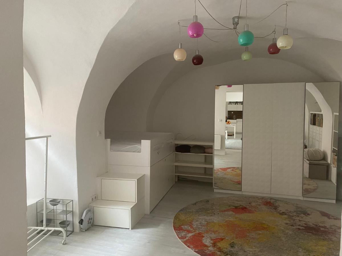 Apartman Fabrik Hainburg an der Donau Zewnętrze zdjęcie